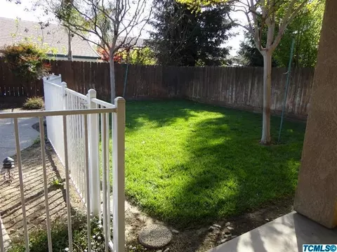3437 E Howard Ct, Visalia, CA 93292 photo 25