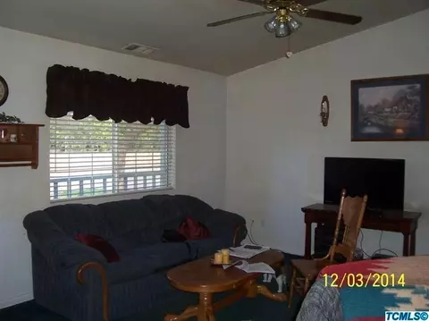 1456 Vine, Exeter, CA 93221 photo 2
