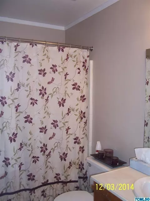 1456 Vine, Exeter, CA 93221 photo 10