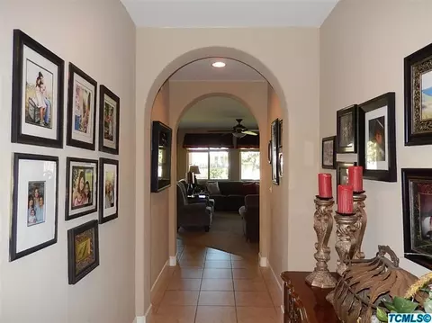 3712 E Seeger Ct, Visalia, CA 93292 photo 3