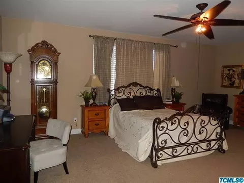 3712 E Seeger Ct, Visalia, CA 93292 photo 11