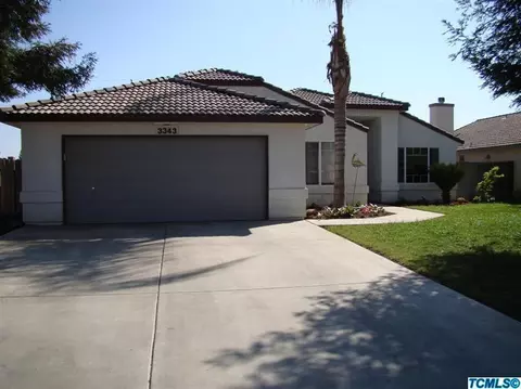 3343 E Sanders Ct, Visalia, CA 93292 photo 2