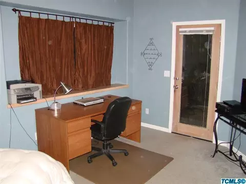 3343 E Sanders Ct, Visalia, CA 93292 photo 9