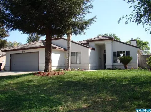 3343 E Sanders Ct, Visalia, CA 93292 photo 1