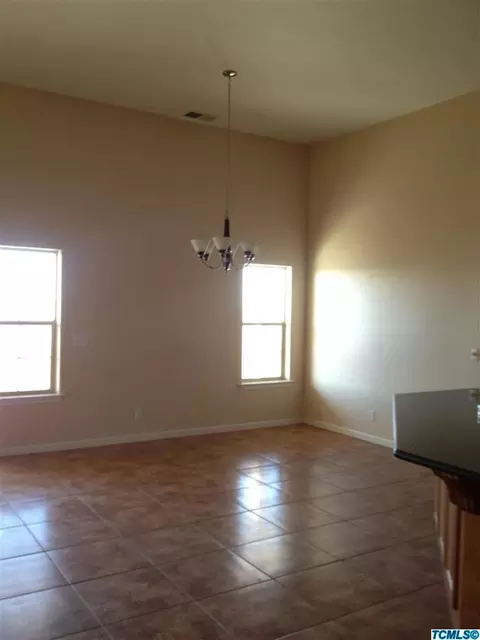 19725 Jersey Ave, Lemoore, CA 93245 photo 5