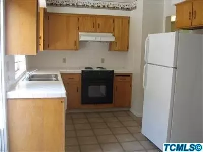 1031 N Bates Ave, Dinuba, CA 93618 photo 3