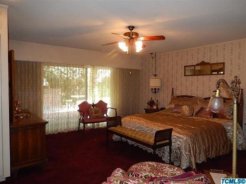 160 E Prosperity Ave, Tulare, CA 93274 photo 20