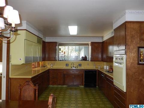 160 E Prosperity Ave, Tulare, CA 93274 photo 15