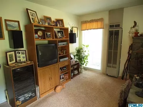 42072 S Fork Dr, Three Rivers, CA 93271 photo 4
