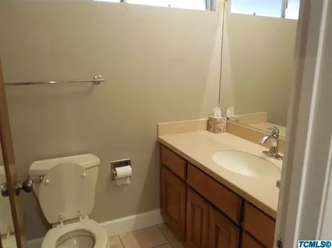 3523 E Center Ct, Visalia, CA 93292 photo 11