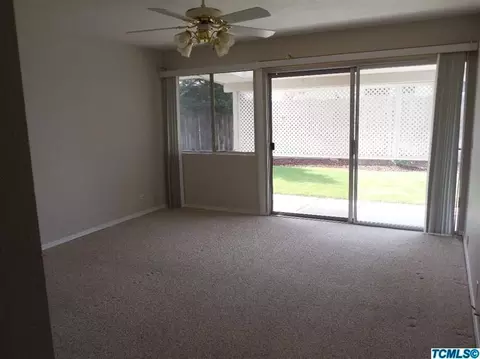 3523 E Center Ct, Visalia, CA 93292 photo 8