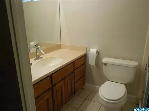 3523 E Center Ct, Visalia, CA 93292 photo 13