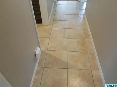 3523 E Center Ct, Visalia, CA 93292 photo 12