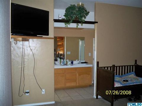 2600 Hillcrest St, Selma, CA 93662 photo 9
