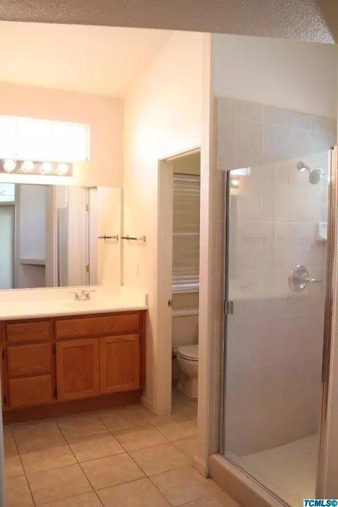 1640 E Victor Ave, Visalia, CA 93292 photo 7