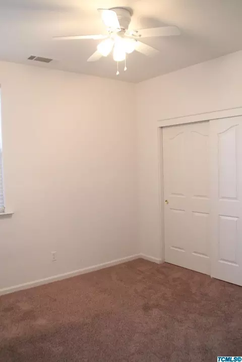 1640 E Victor Ave, Visalia, CA 93292 photo 11