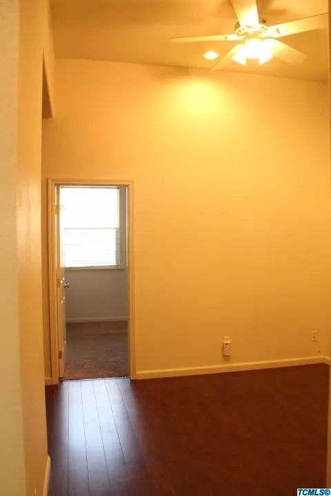 1640 E Victor Ave, Visalia, CA 93292 photo 10