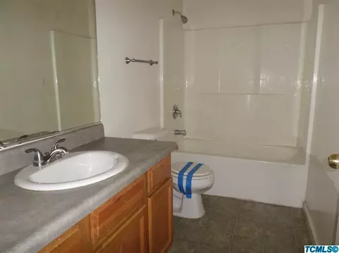 4138 E Oak Ave, Visalia, CA 93292 photo 3