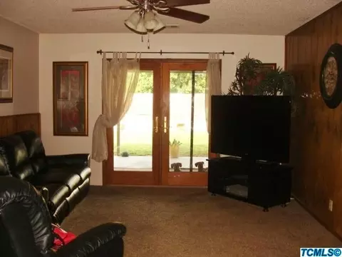 424 Beverly, Exeter, CA 93221 photo 3