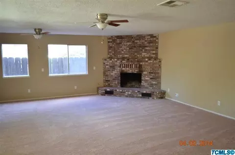 3400 W Iris, Visalia, CA 93277 photo 3