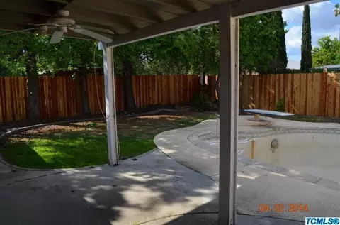 3400 W Iris, Visalia, CA 93277 photo 8