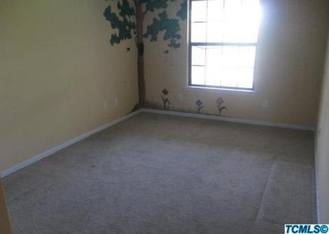 1416 E Vine Ct, Visalia, CA 93292 photo 13
