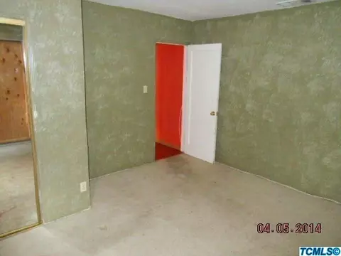 1327 E Sequoia Ave, Tulare, CA 93274 photo 22