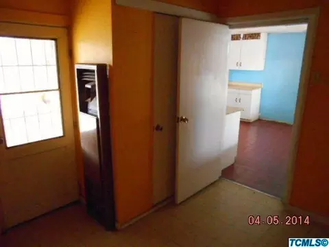 1327 E Sequoia Ave, Tulare, CA 93274 photo 15
