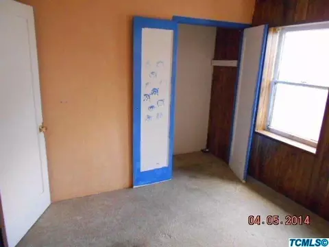 1327 E Sequoia Ave, Tulare, CA 93274 photo 17