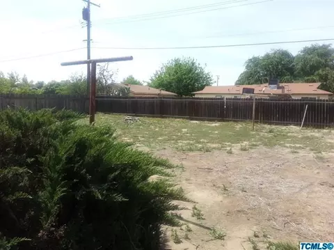809 S Silva St, Tulare, CA 93274 photo 7
