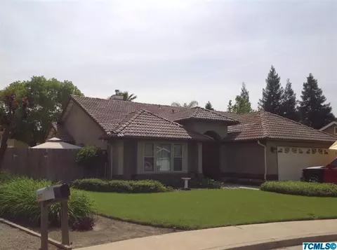 2521 E Harold Ct, Visalia, CA 93292 photo 6