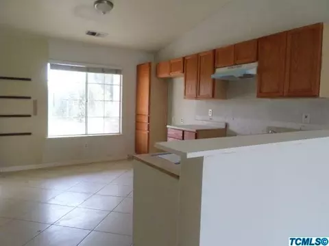 4108 E Paradise Ave, Visalia, CA 93292 photo 6