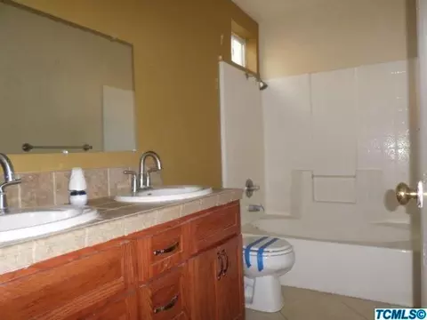 4108 E Paradise Ave, Visalia, CA 93292 photo 19