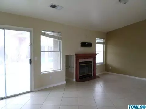 4108 E Paradise Ave, Visalia, CA 93292 photo 11