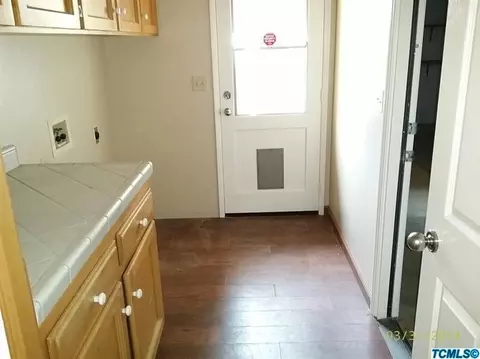 1009 E Sequoia Dr, Dinuba, CA 93618 photo 5