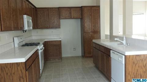 1682 Fireside Way, Lemoore, CA 93245 photo 5