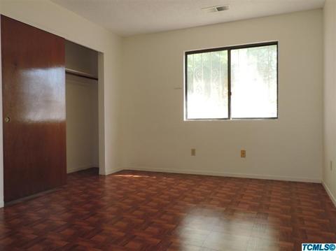 1070 E Academy Way, Dinuba, CA 93618 photo 17