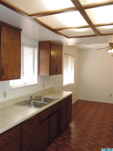 1070 E Academy Way, Dinuba, CA 93618 photo 10