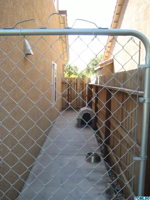 4146 S Locust St, Visalia, CA 93277 photo 27