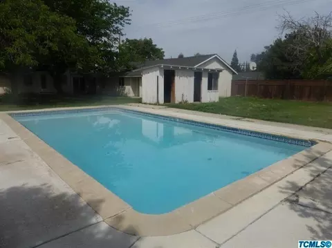 530 N Crenshaw St, Visalia, CA 93291 photo 19
