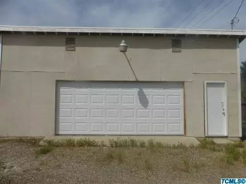 530 N Crenshaw St, Visalia, CA 93291 photo 17