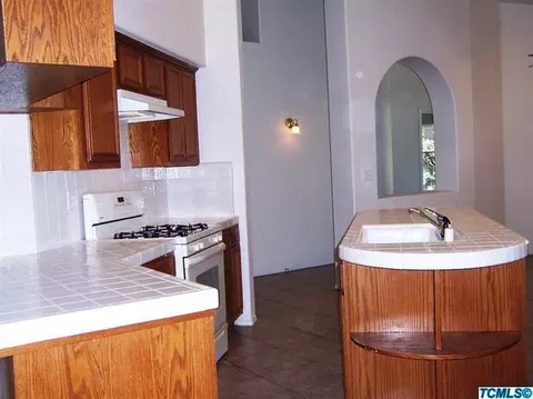 4101 E Meadow Ave, Visalia, CA 93292 photo 6