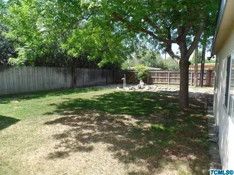 175 Encore Dr, Hanford, CA 93230 photo 3