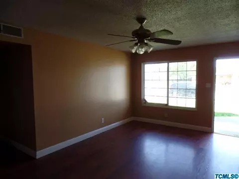 175 Encore Dr, Hanford, CA 93230 photo 5