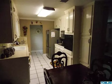 2005 Gable Ave, Corcoran, CA 93212 photo 4