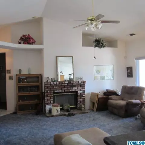1068 E Ramblewood, Dinuba, CA 93618 photo 9
