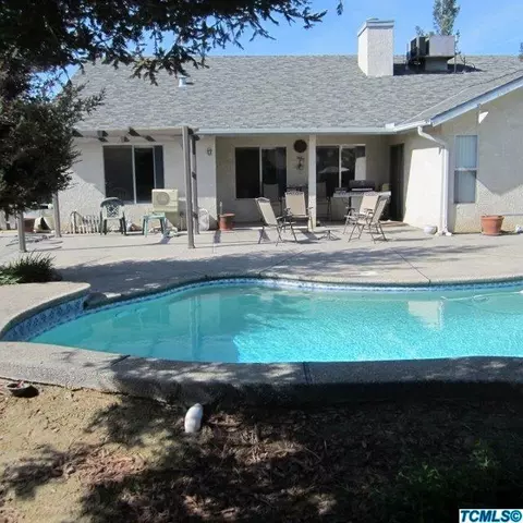 1068 E Ramblewood, Dinuba, CA 93618 photo 3