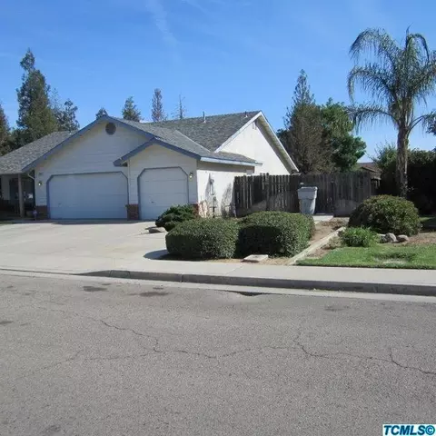 1068 E Ramblewood, Dinuba, CA 93618 photo 1