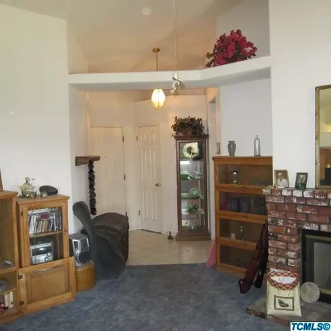 1068 E Ramblewood, Dinuba, CA 93618 photo 8