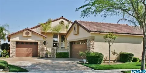 1238 E Mesa Ct, Visalia, CA 93292 photo 1